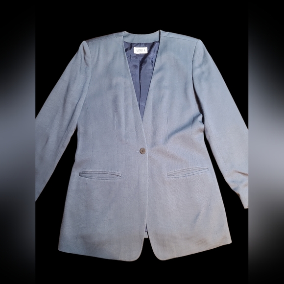APARA Jackets & Blazers - Sleek Gray Women's Blazer by Ella